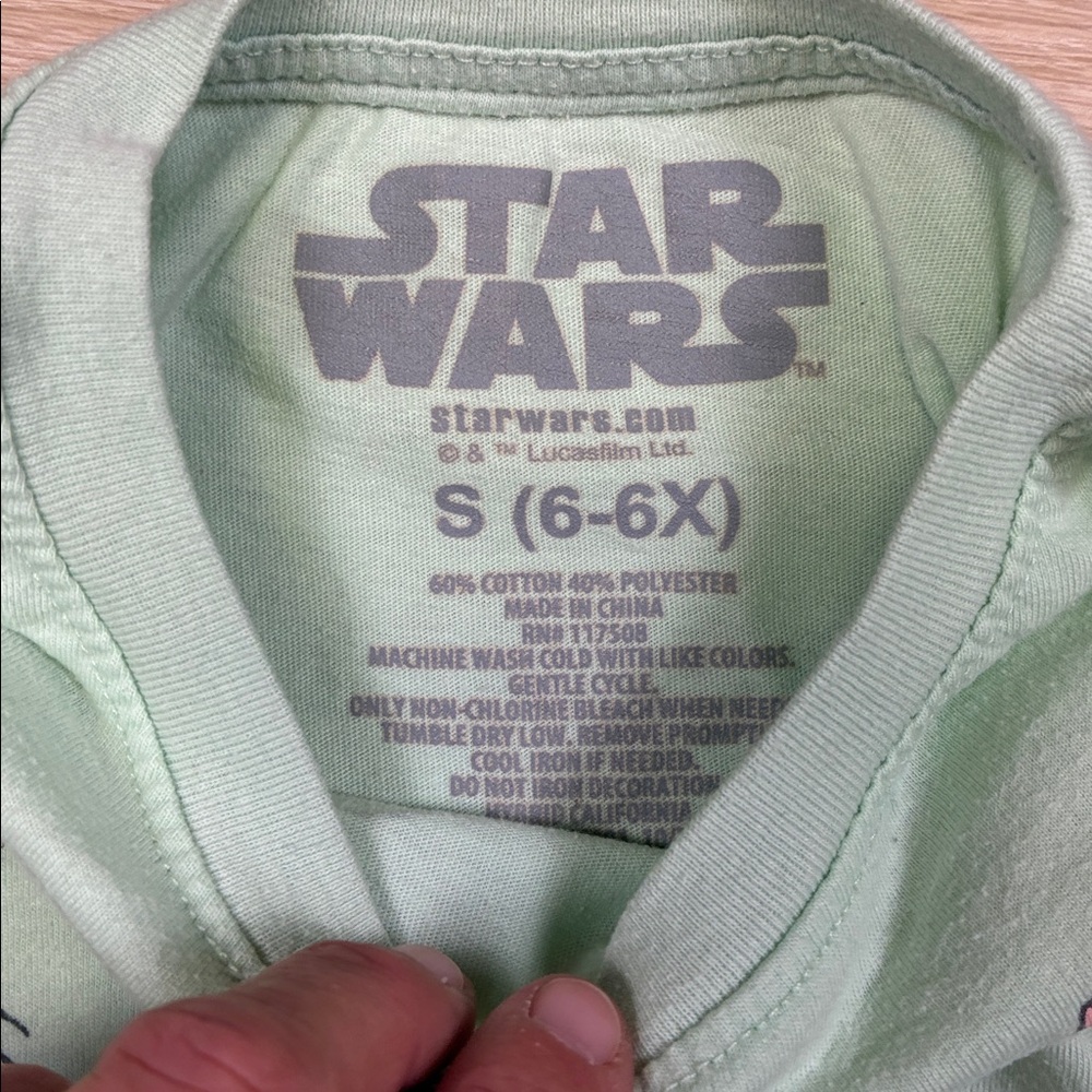 Star Wars Mint Green Boxy Cut Baby Yoda Grogu T-Shirt - Picture 2 of 7